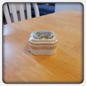 Vintage Porcelain Musical Trinket Box with Gold And Floral Design